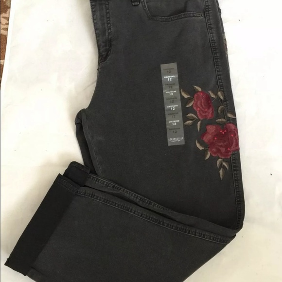 Aeropostale Girlfriend Relax Slim Fit Jean - Picture 6 of 8